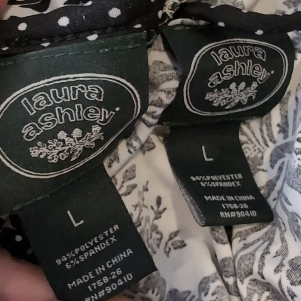 💠Laura Ashley Sleepwear Set Womens Size Large Black White Damask Robe Dress PJs - Picture 14 of 14